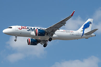JetSMART aircraft photo 3