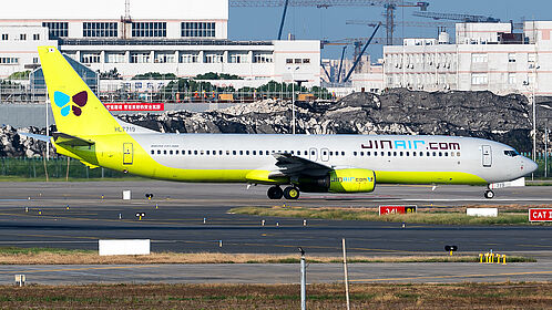 Jin Air aircraft photo 3