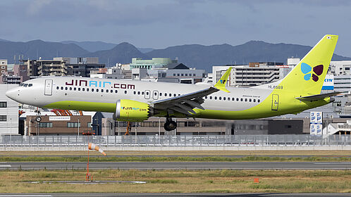 Jin Air aircraft photo 5