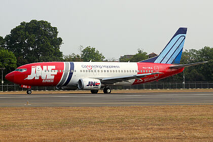 JNE Express aircraft