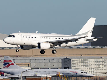 K5-Aviation aircraft photo 2