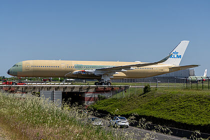 KLM Royal Dutch Airlines aircraft photo 8