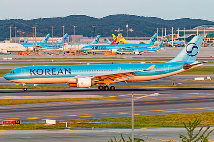 Korean Air aircraft photo 5