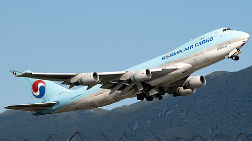 Korean Air aircraft photo 19