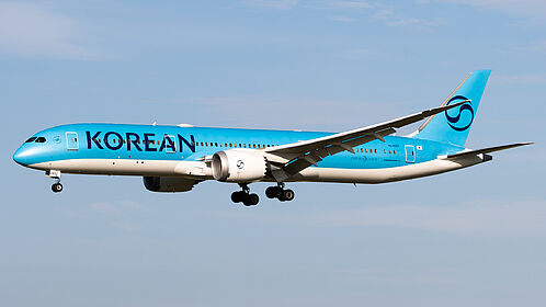 Korean Air aircraft photo 31