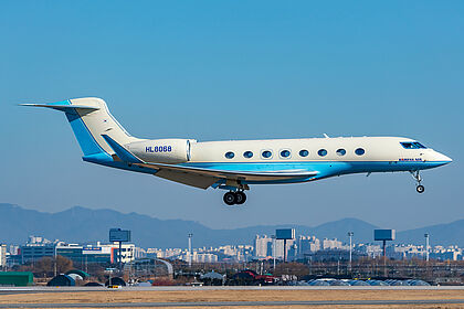 Korean Air aircraft photo 38