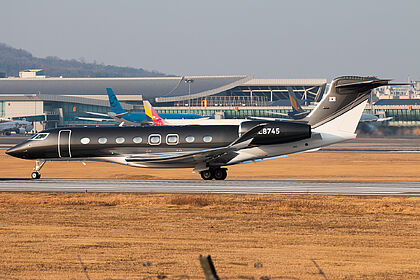 Korean Air aircraft photo 39