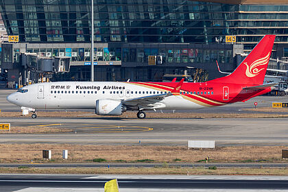 Kunming Airlines aircraft photo 6
