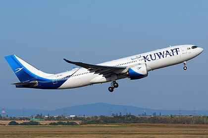 Kuwait Airways aircraft photo 5