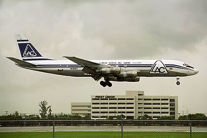 LAC Colombia - Lineas Aereas Del Caribe aircraft photo 2
