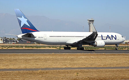 LAN Airlines aircraft photo 14