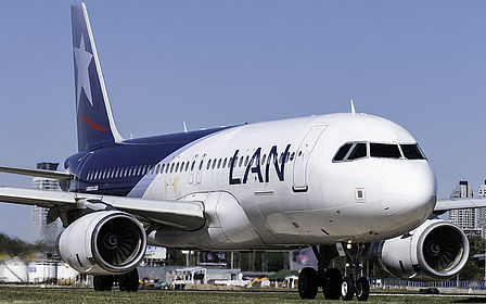 LAN Argentina aircraft photo 2