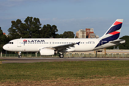 LATAM Airlines Argentina aircraft photo 2