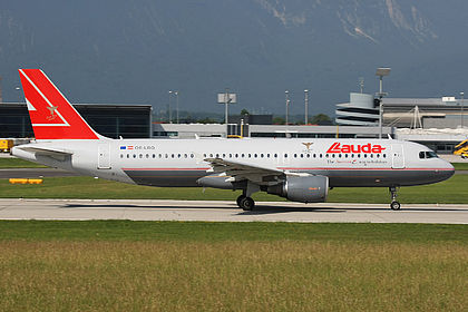 Lauda Air aircraft photo 2