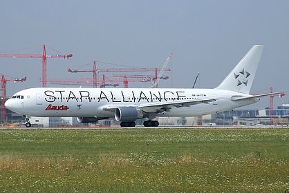 Lauda Air aircraft photo 18