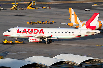 Lauda Europe aircraft photo 2