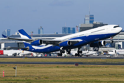 Leaf aircraft photo 2