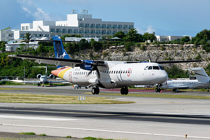LIAT aircraft photo 4