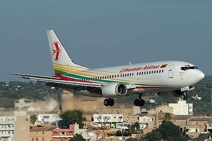 Lithuanian Airlines aircraft photo 4