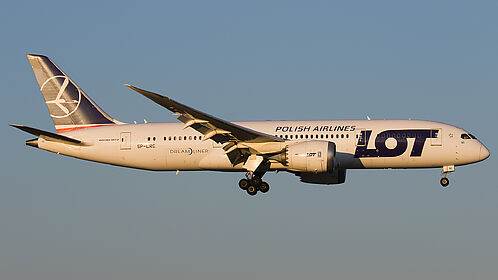 LOT Polish Airlines aircraft photo 6